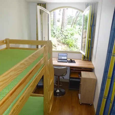 Domaine De Valescure T3 Rez De Jardin Apartamento *