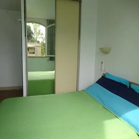 Domaine De Valescure T3 Rez De Jardin Apartamento Saint-Raphaël